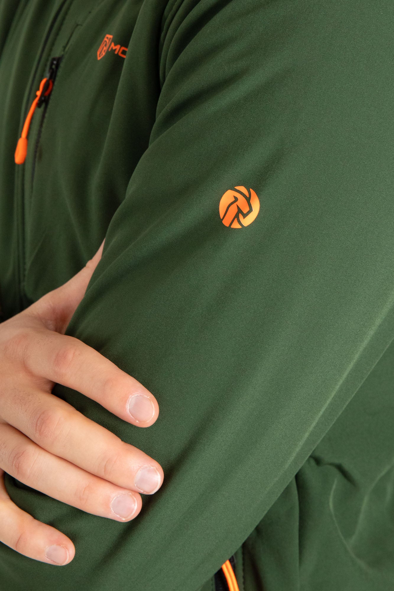 DRY UOMO GIACCA IN SOFT SHELL CON CAPPUCCIO